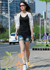 美女誘惑：美腿如玉性感熱褲(美腿系列二)